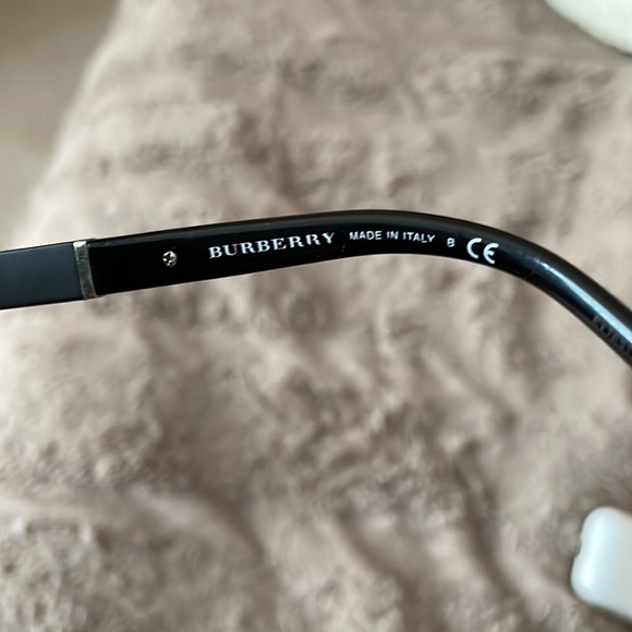 Authentic Burberry Sunglasses - Picture 2 of 4
